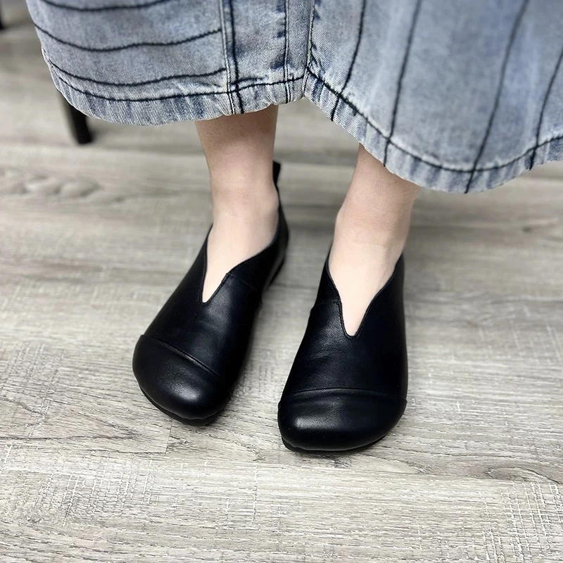 艺鞜2025春夏新款真皮平底拼接大头一脚蹬文艺单鞋佛系软底奶奶鞋