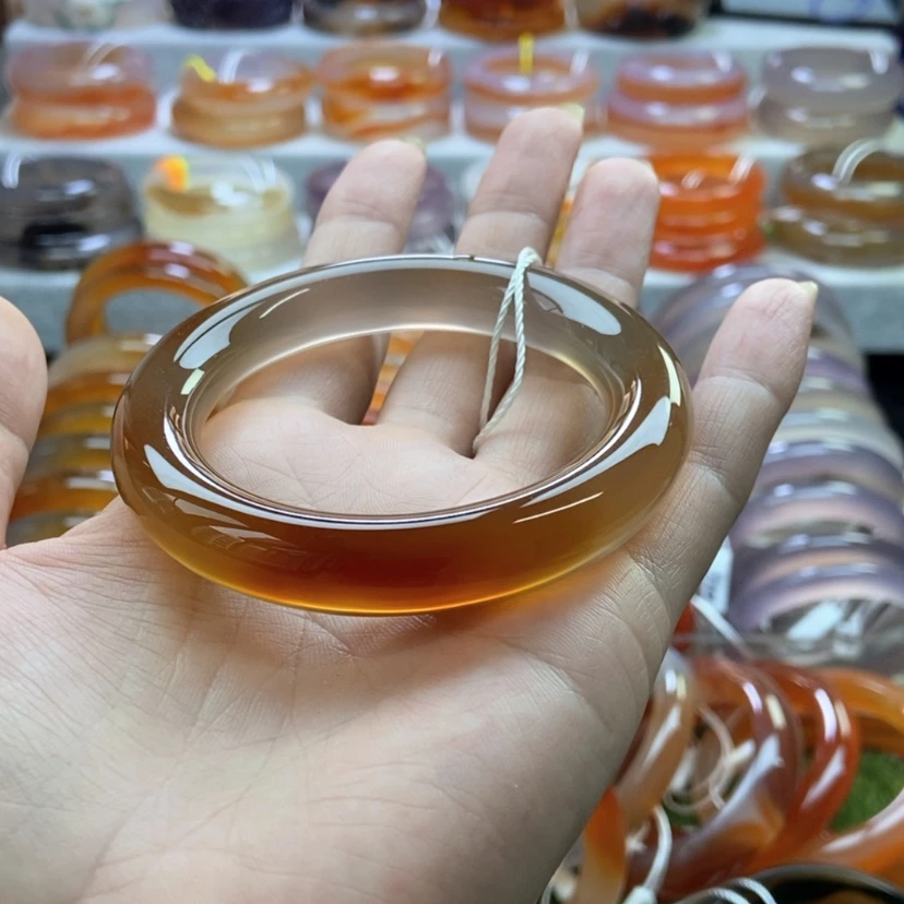 【闪购商品】玛瑙/玉髓手镯未镶嵌蹦****了