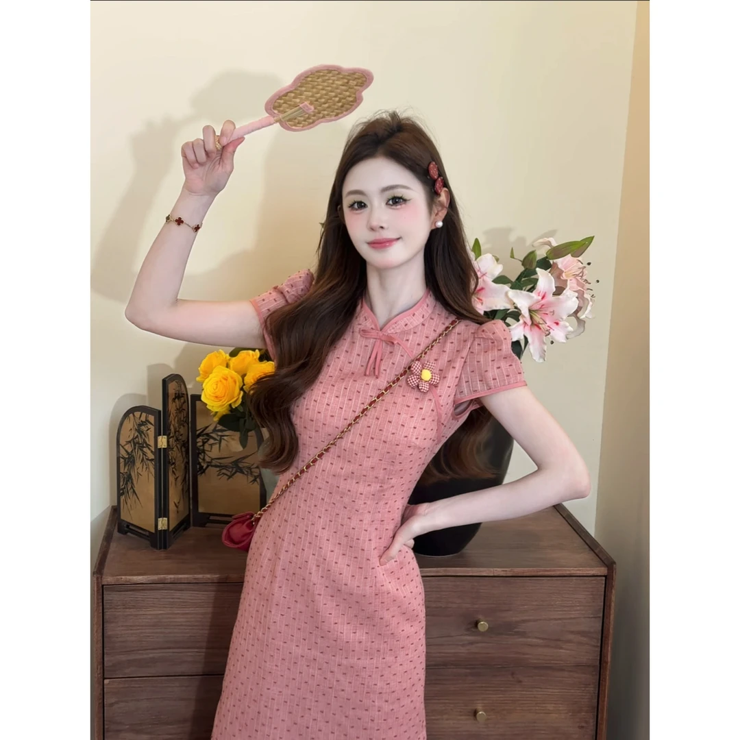 七七很芒【苏梦澜】夏季新中式波点小花胸针旗袍连衣裙显瘦XMZH7406