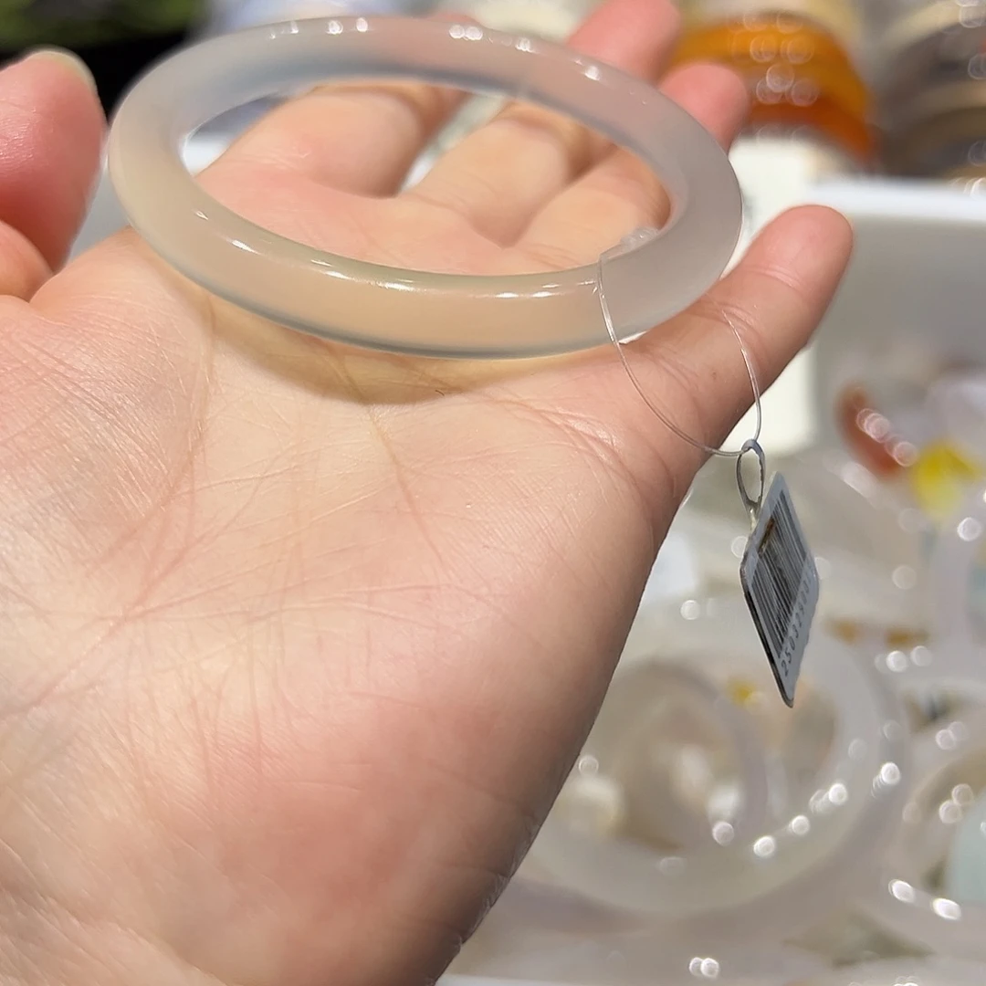 木***儿玛瑙/玉髓未镶嵌手镯