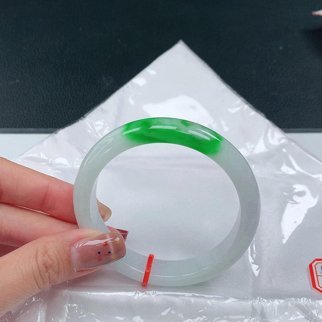 未镶嵌手镯翡翠035