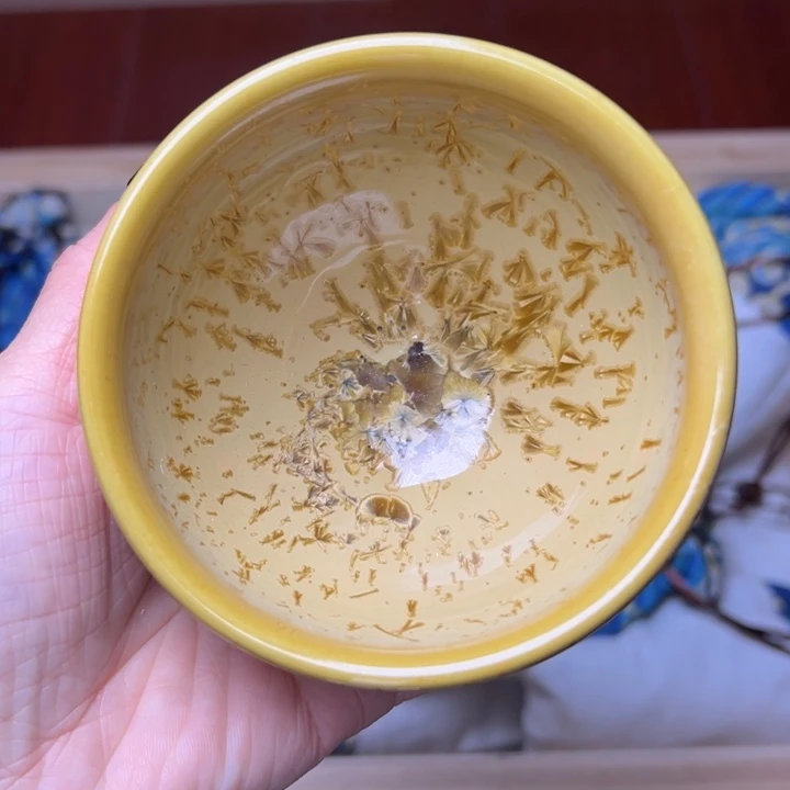 茶盏建议不要用冷水或