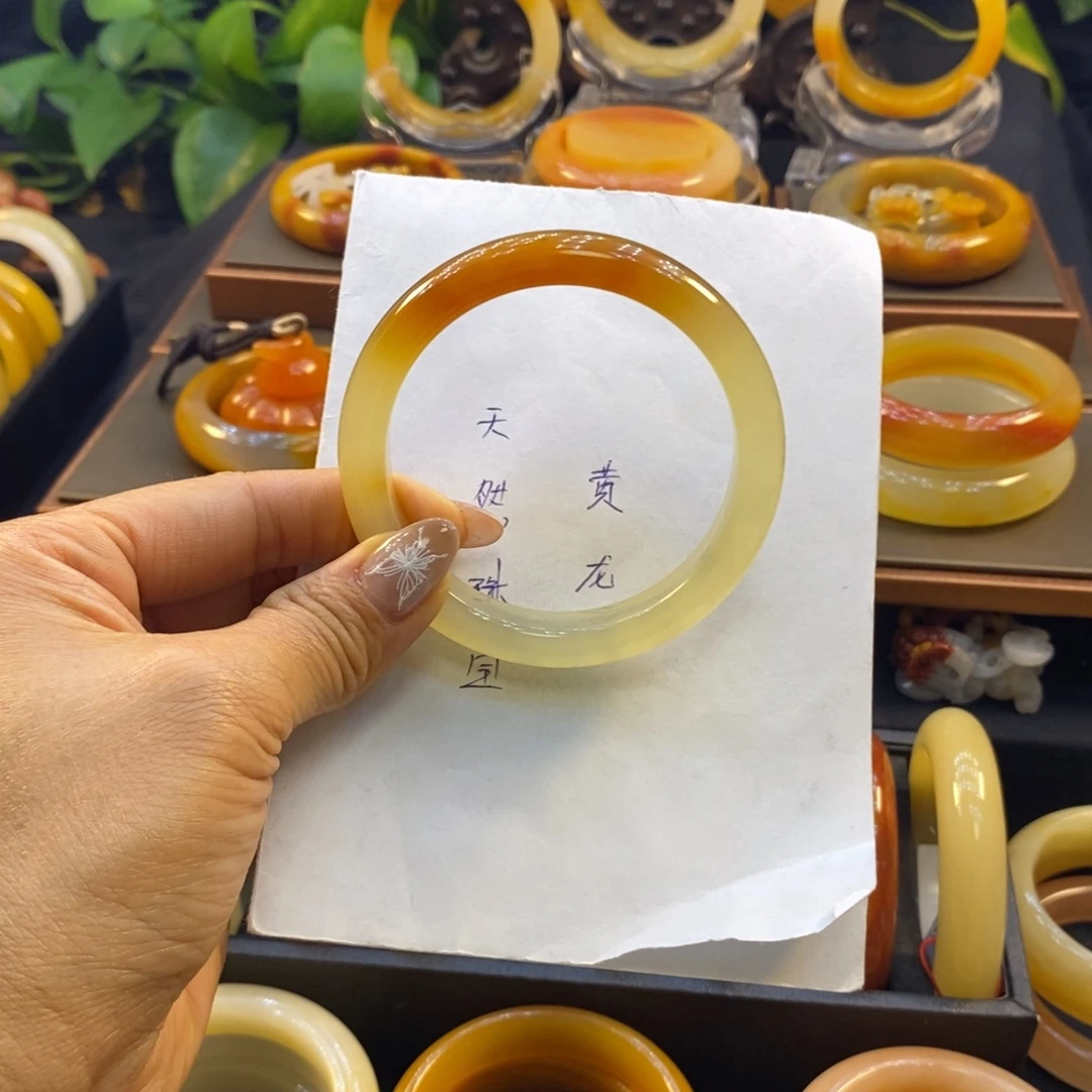 石英质玉（黄龙玉）未镶嵌手镯阳阳