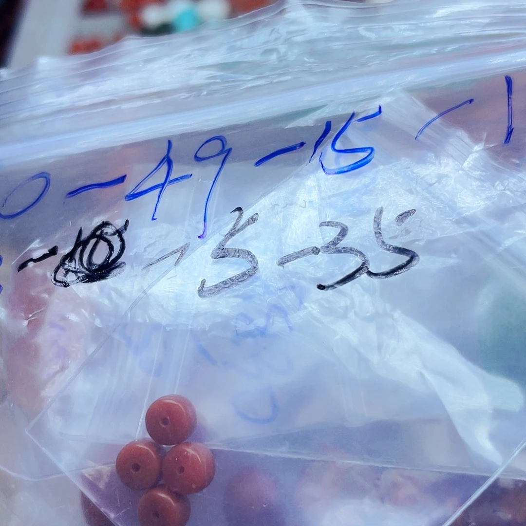 君***玉琥珀未镶嵌裸石订制