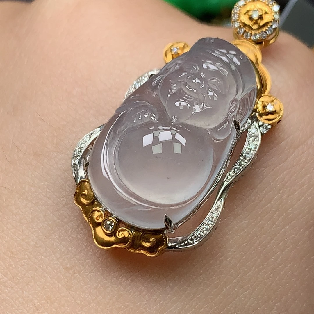 翡翠18K金镶嵌颈饰