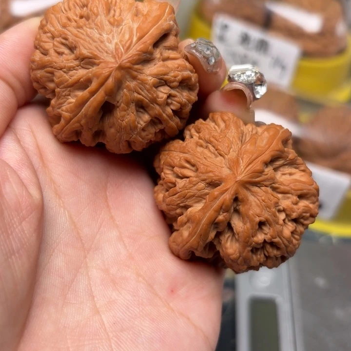 文玩核桃吊坠44-29461-02