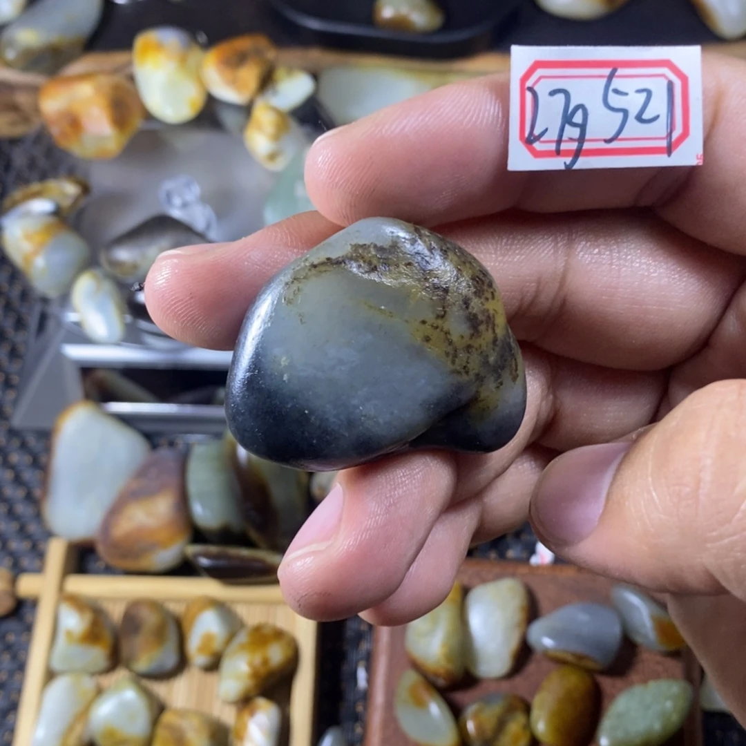 和田玉（糖玉）未镶嵌挂件