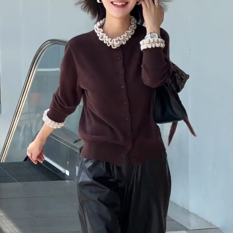 木耳边领口设计感洋气毛衣开衫女2025秋冬新款保暖百搭显瘦针织衫