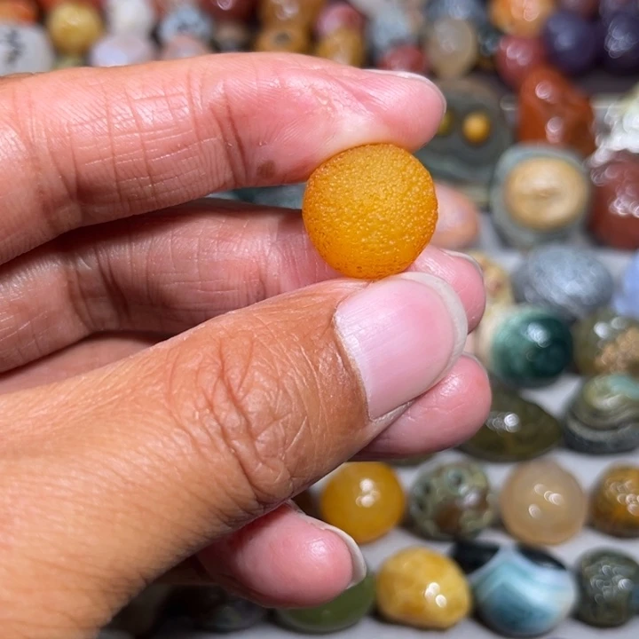 琉璃手工艺品黄糖