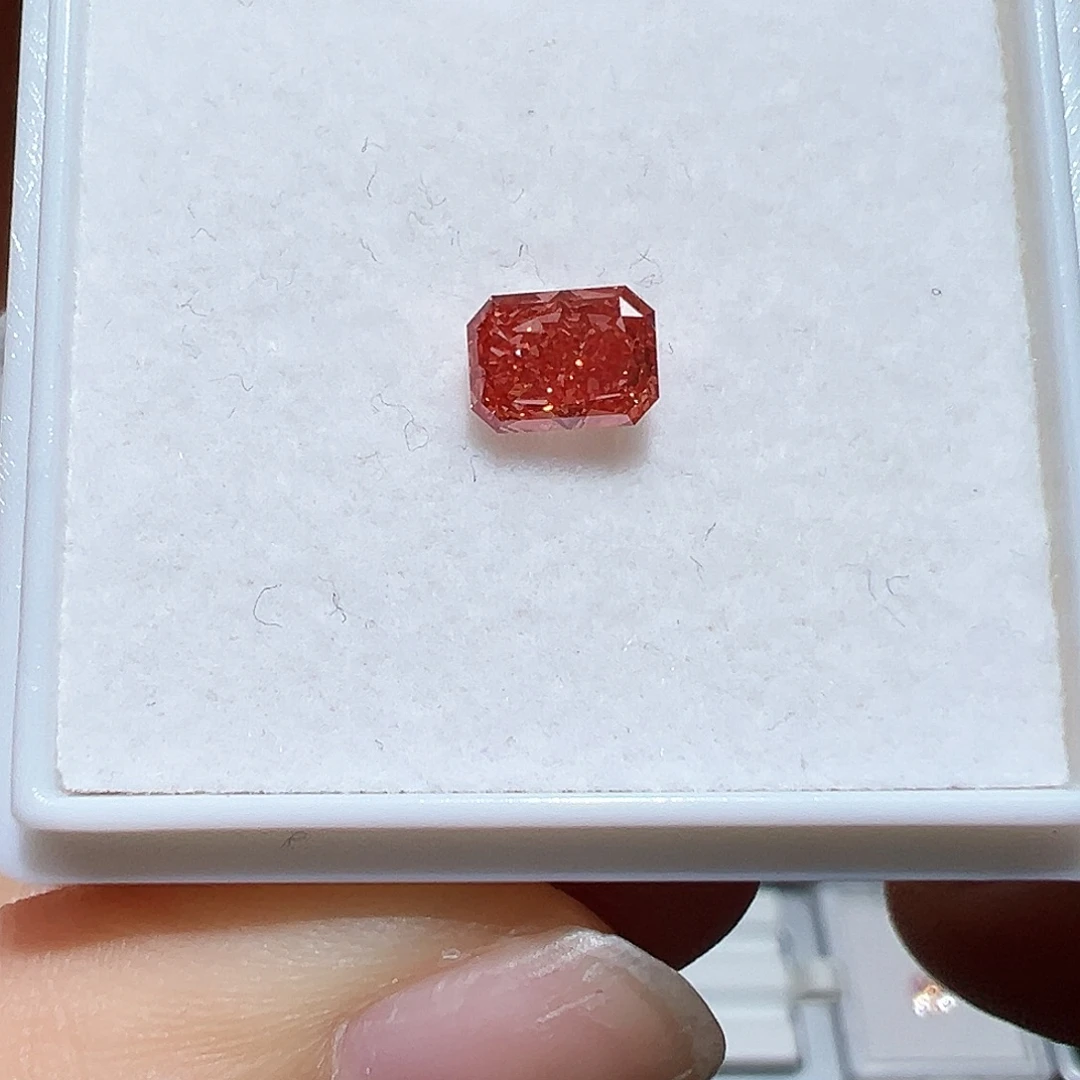 合成钻石裸石紫红色雷迪恩0.962ct
