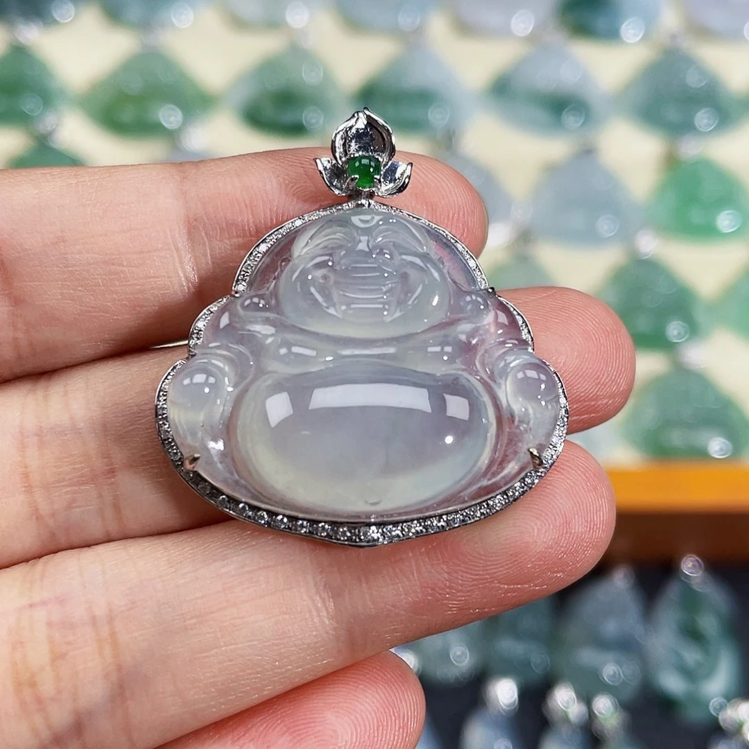 翡翠18K金镶嵌颈饰吊坠