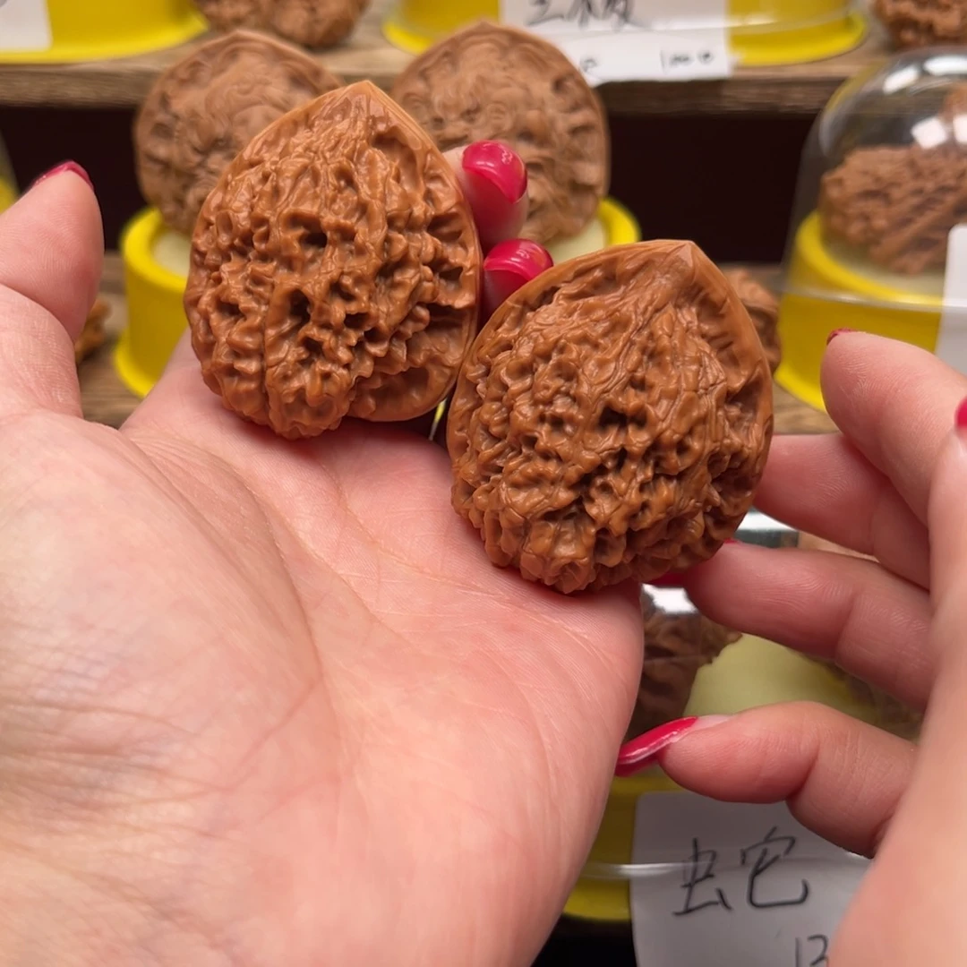 文玩核桃吊坠官帽