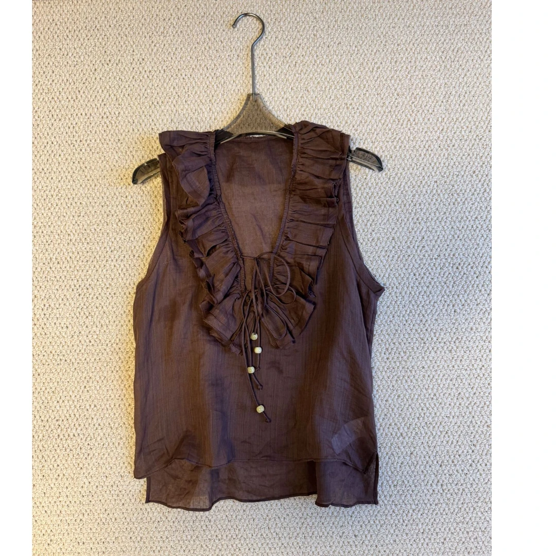 Amono-【梦笔生花】无袖款荷叶边轻松慵懒上衣