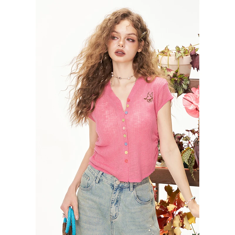 妖精的口袋白色v领刺绣短袖针织衫女2025年夏季新款修身薄款上衣