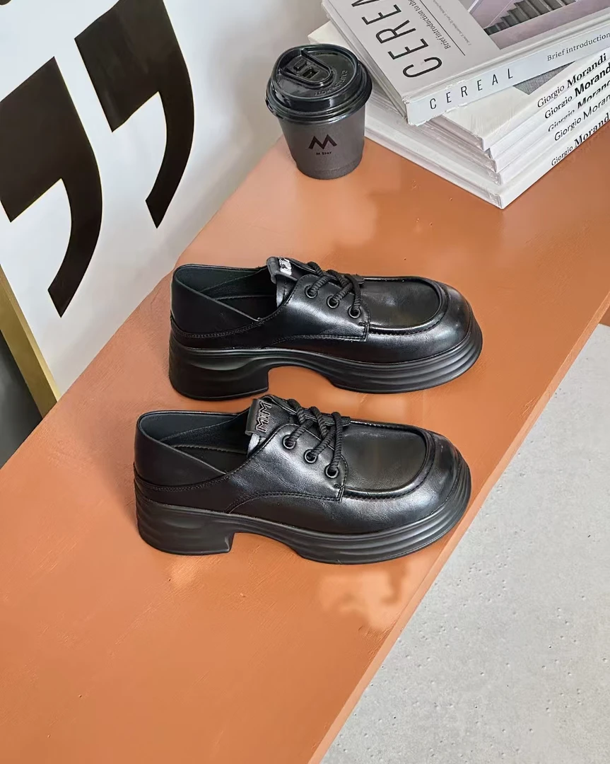 67A8039秋季修面皮纯色粗跟纳帕纹乐福鞋系英伦风