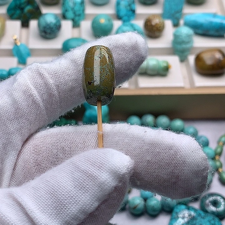 绿松石未镶嵌珠宝奇石直径11军绿桶珠4.2克