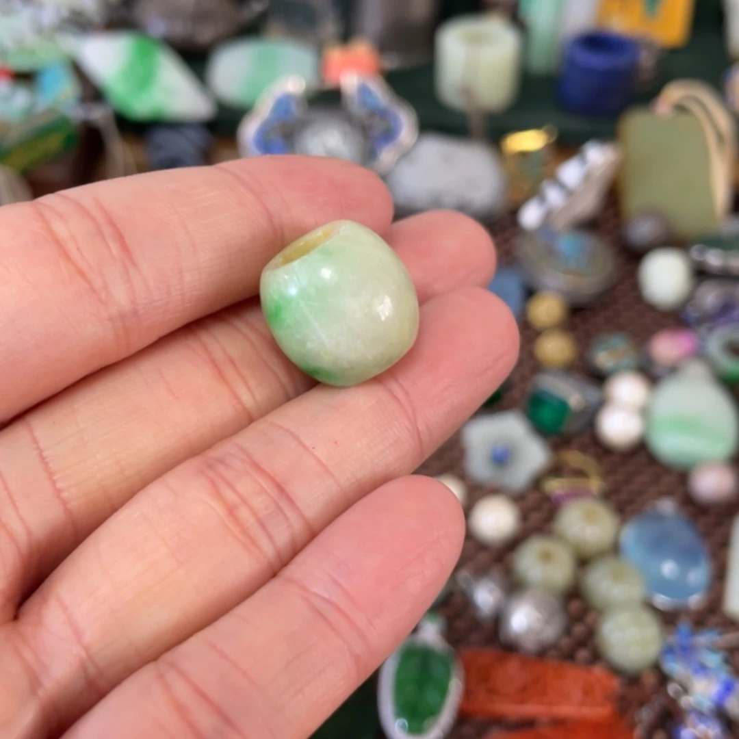 【闪购商品】翡翠散珠宁**然精品精品精品精品精品