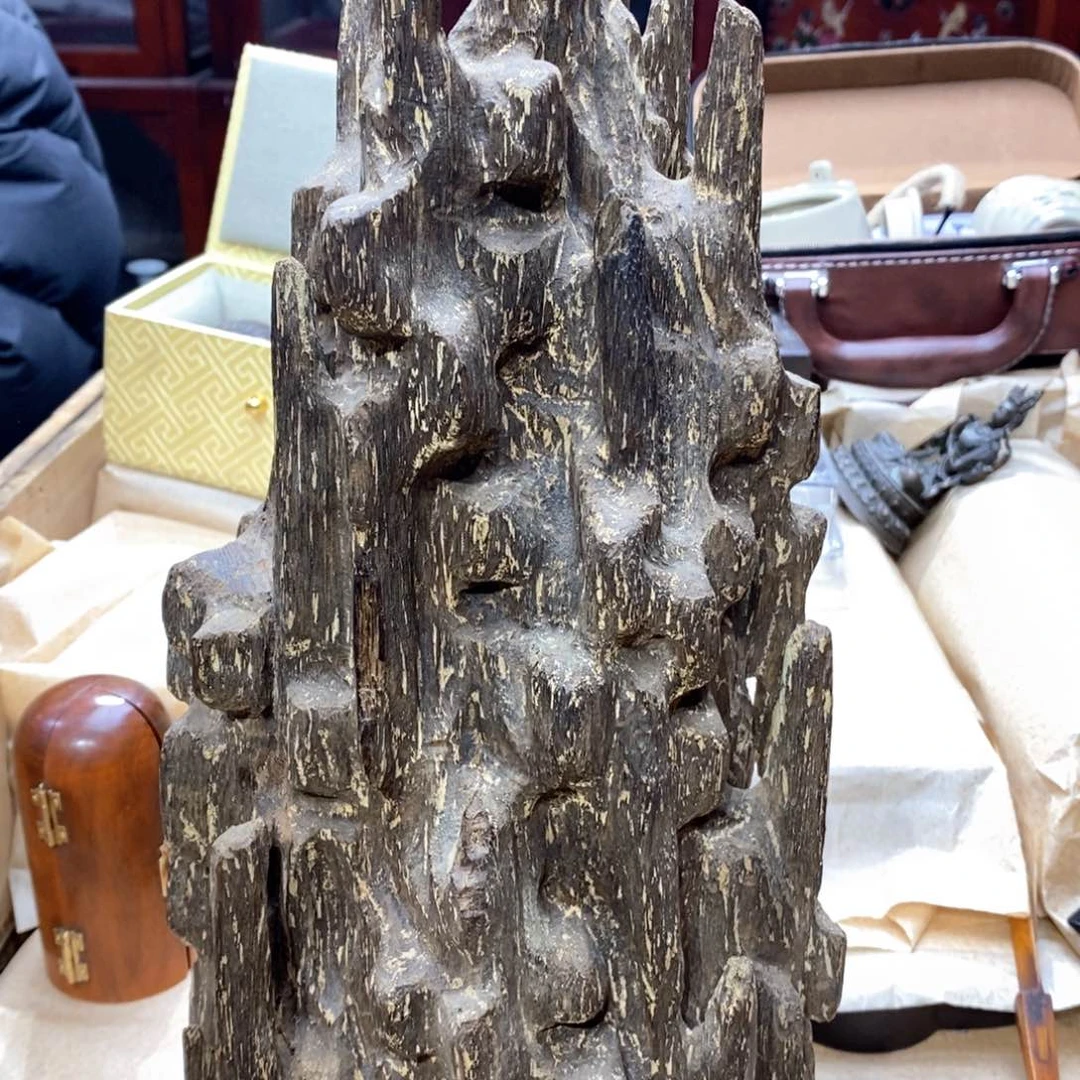 大叶紫檀（黑酸枝木类）