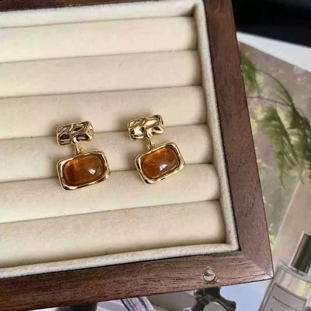 铜合金耳饰 美拉德色耳环港风耳圈女轻奢高级感耳环新款耳饰