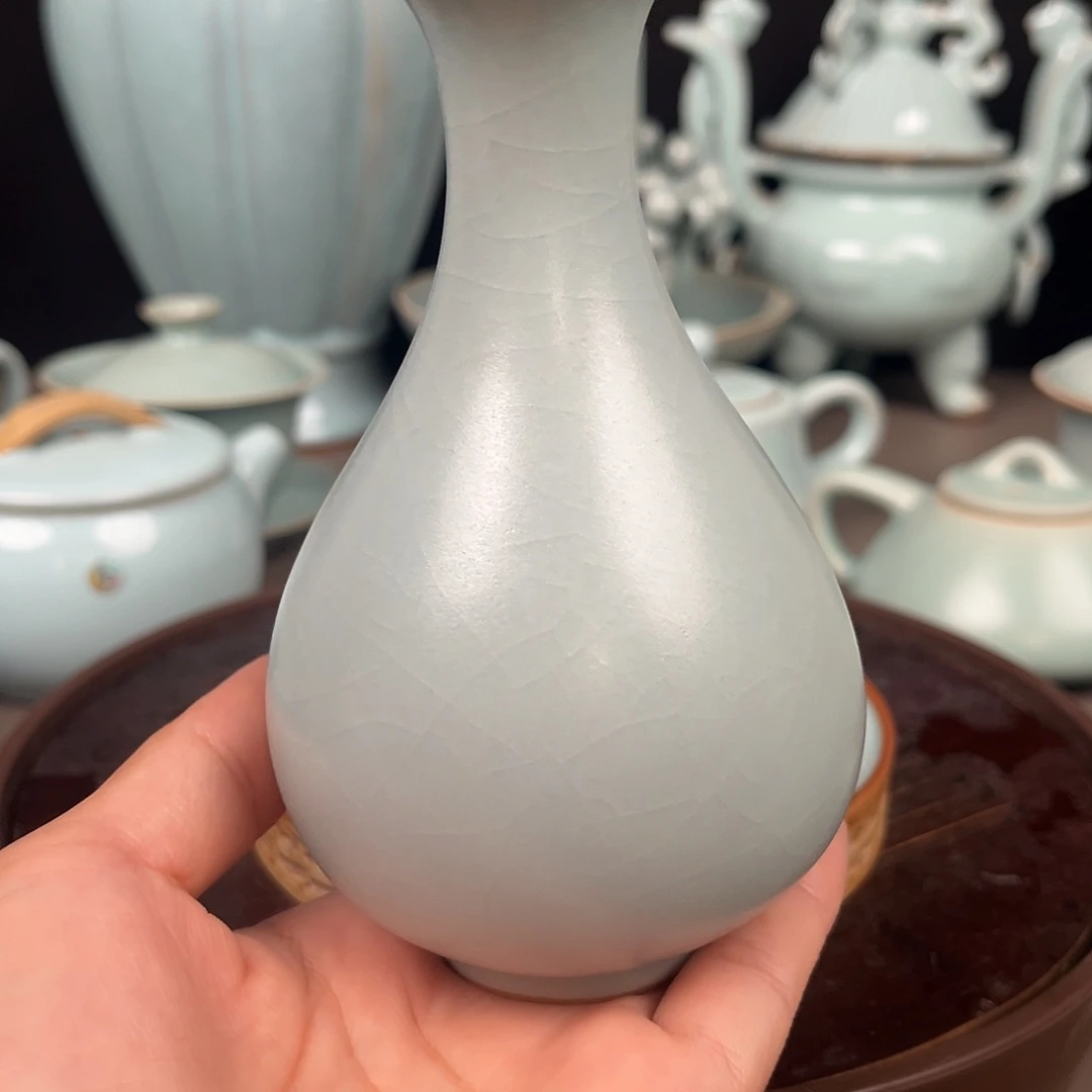 仿古釉水玉壶春花瓶