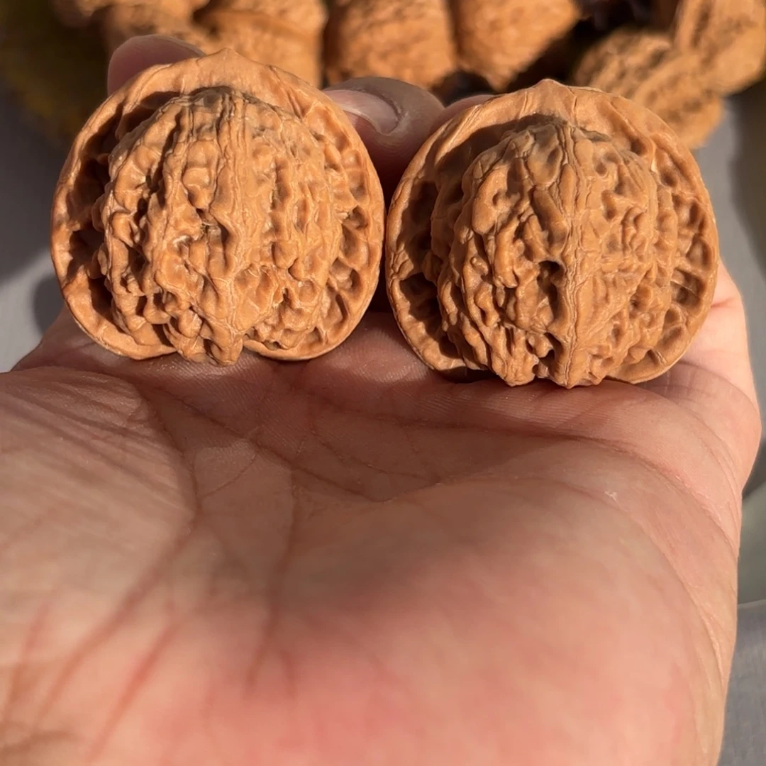 小***C文玩核桃把件观音渡