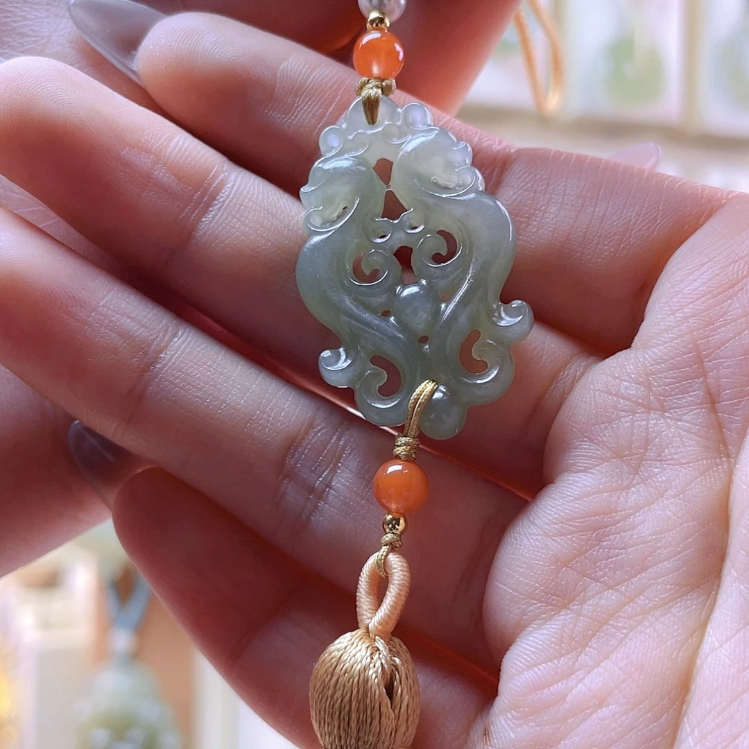 和田玉挂件未镶嵌?****?