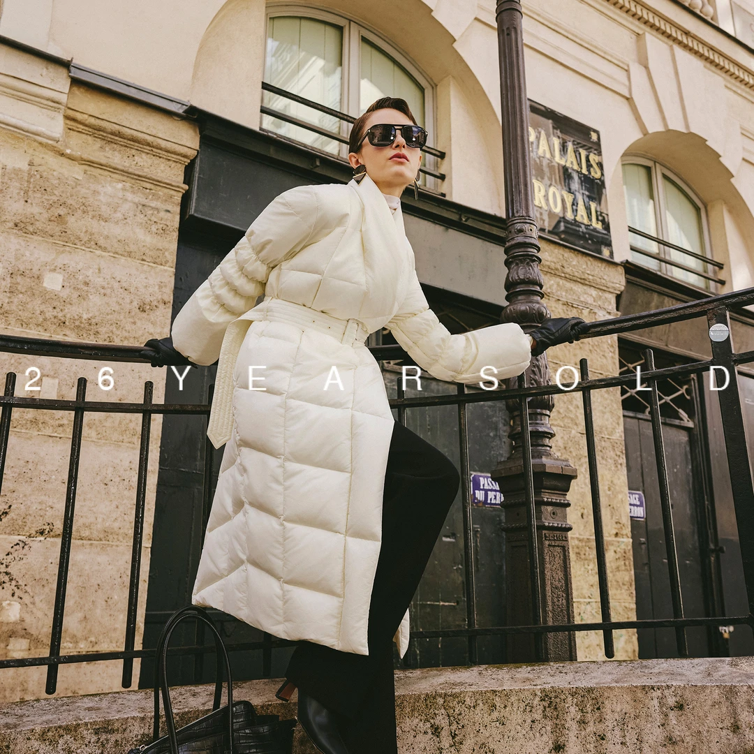 26YEARSOLD原创设计围裹式交领立体蓬松褶皱袖显瘦白鹅羽绒服3508