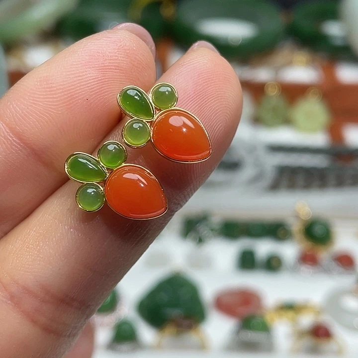 南红玛瑙银S925镶嵌耳饰颜色多样性发货