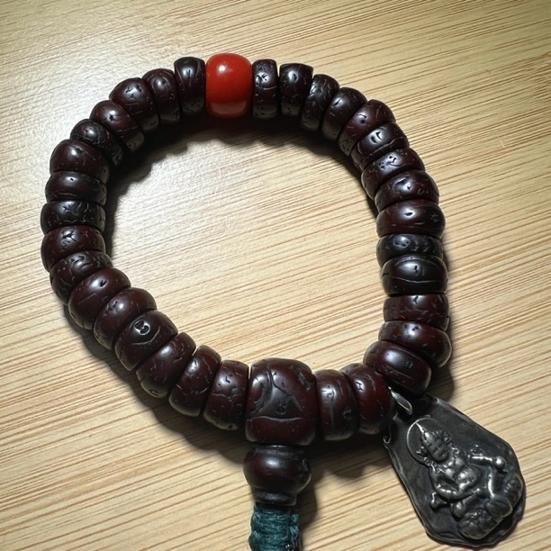 【藏传灯灯】推荐工艺品手串藏区手盘念珠