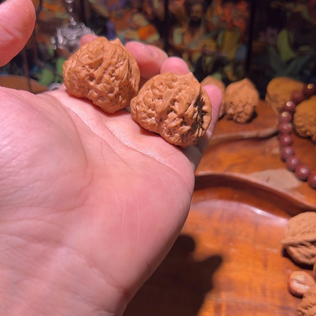 文玩核桃吊坠38全品蛤蟆头一对