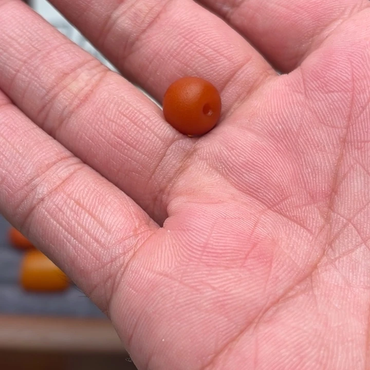 凹****琥珀未镶嵌裸石蜜蜡墩子