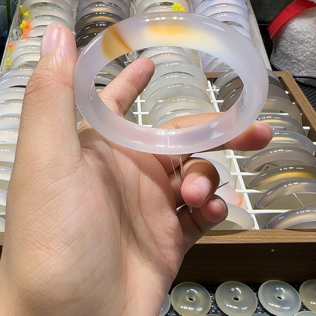 手镯玛瑙/玉髓未镶嵌56福利
