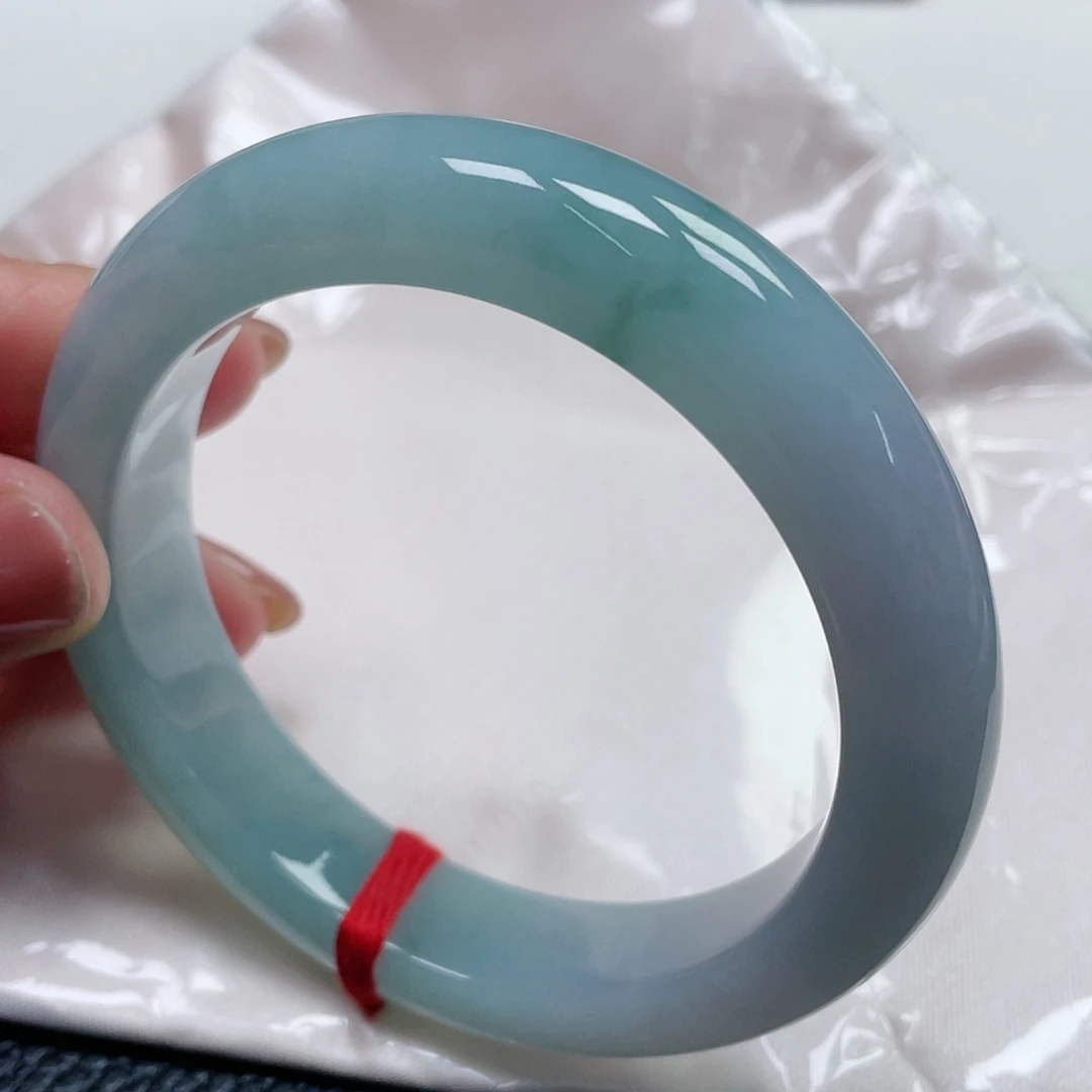 翡翠手镯未镶嵌缅甸翡翠