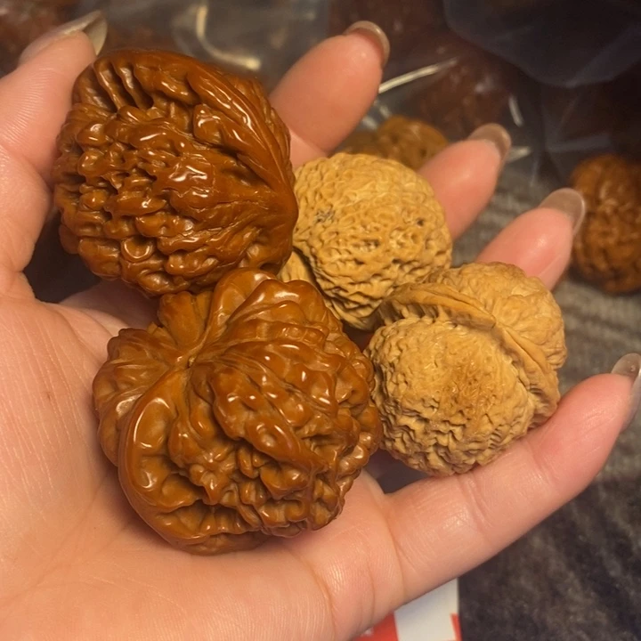 王***冰把件文玩核桃