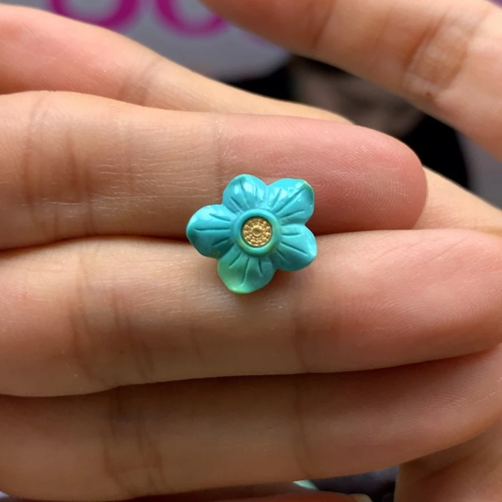 绿松石配饰未镶嵌