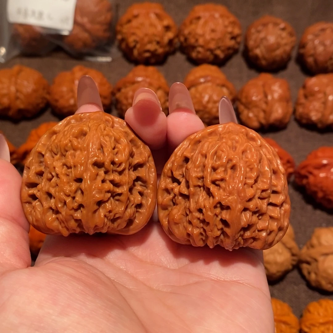 文玩核桃吊坠43南疆石1031