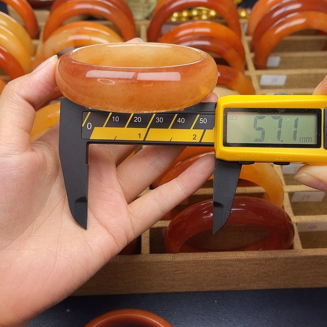 合金石英质玉（黄龙玉）手镯茄山老油料福利34号