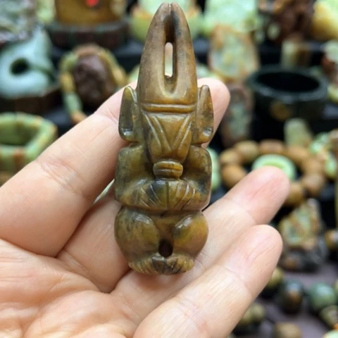 岫岩河磨玉（透闪石质玉）未镶嵌挂件