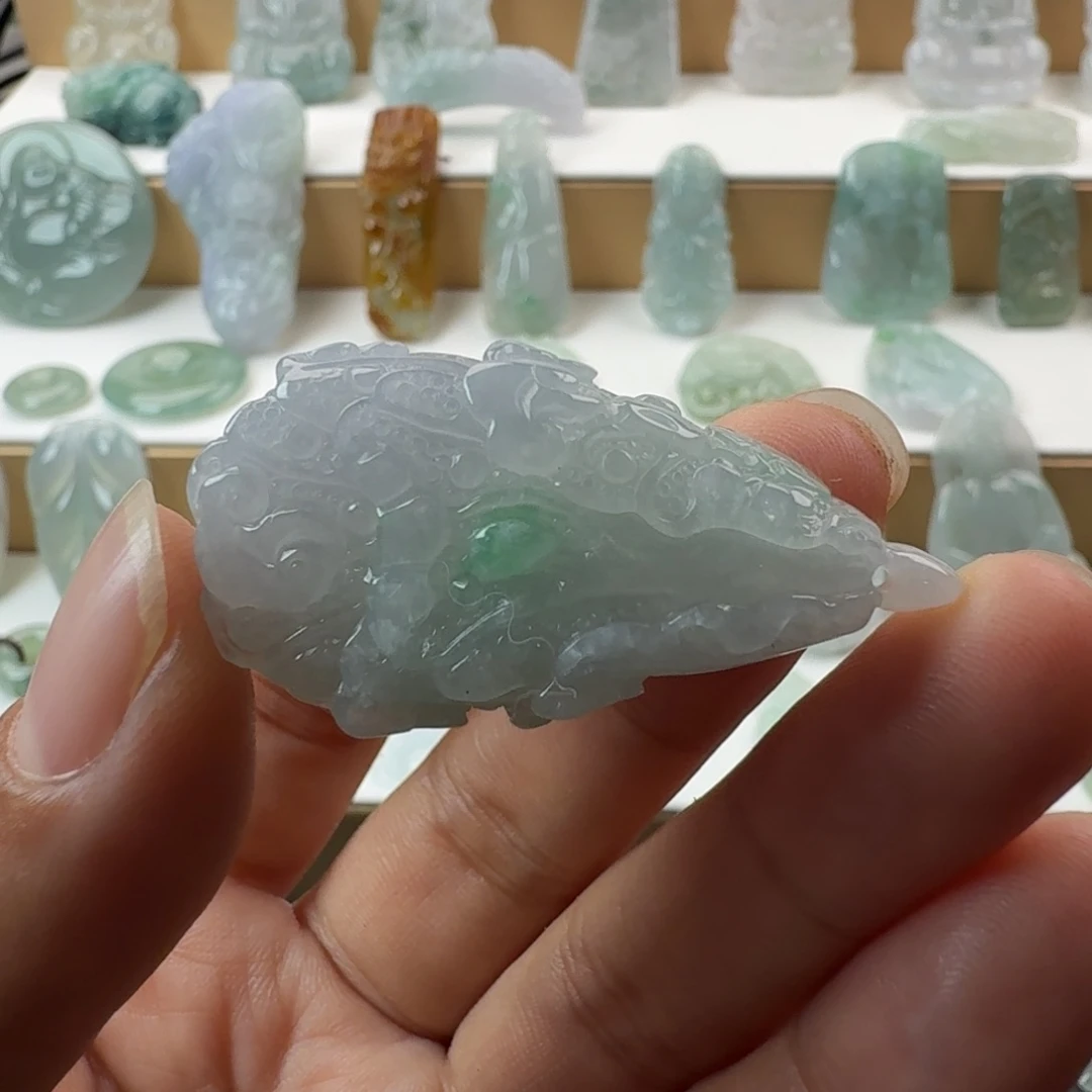 雪***梨项链未镶嵌翡翠翡翠