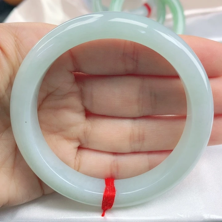 翡翠手镯未镶嵌葡萄肉57