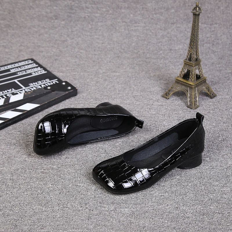 香港羊皮版真皮断码清仓方头浅口春夏新款单鞋女法式复古黑色通勤