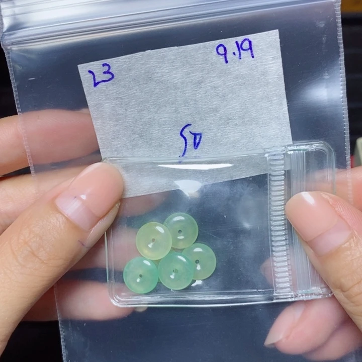 貔***貅未镶嵌定制翡翠不退