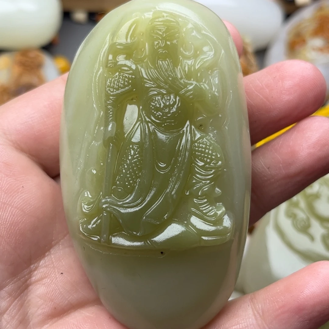 石材方解石手把件关公