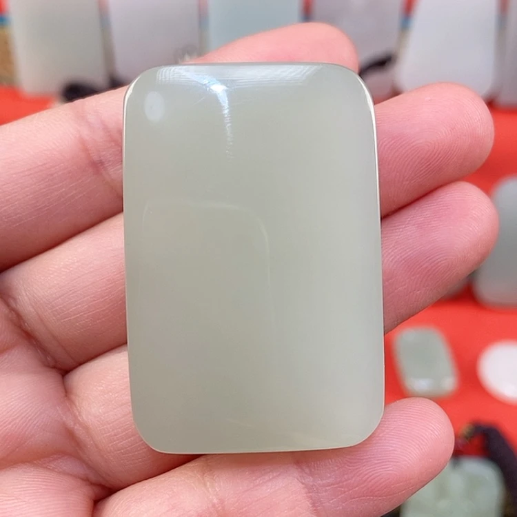 【闪购商品】颈饰未镶嵌和田玉