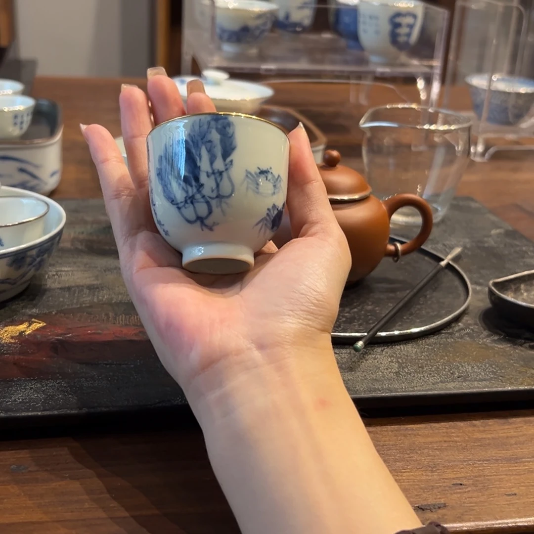 神****?陶瓷。     陶瓷。