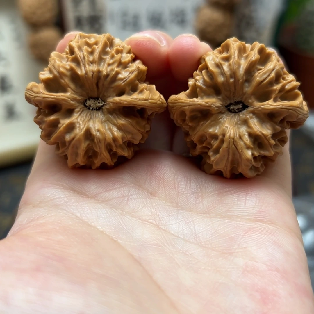 文玩核桃把件37龙门涧凹底