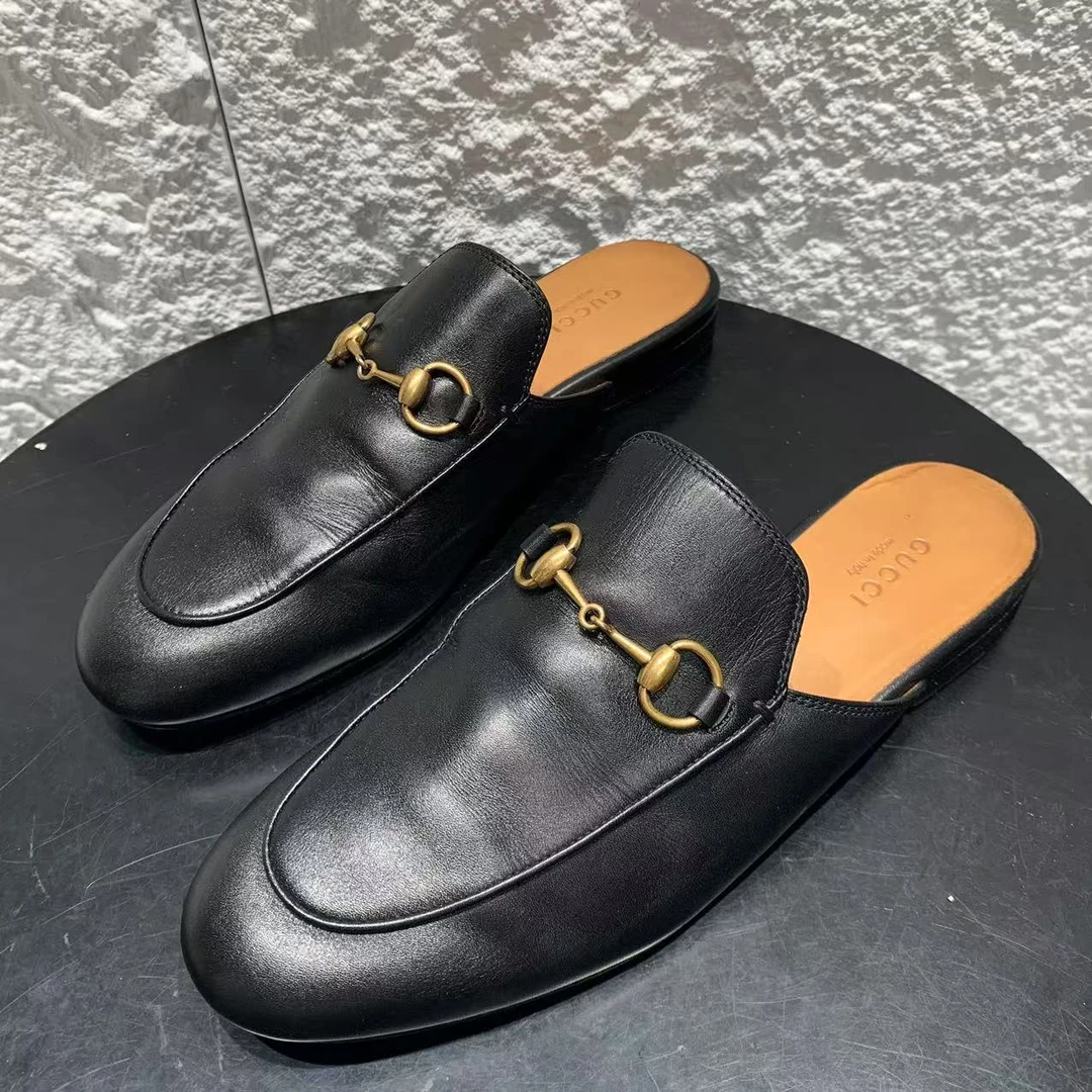 95新 GUCCI/古驰 37码/仔仔女鞋/无配件/黑色马衔扣包头半拖 897