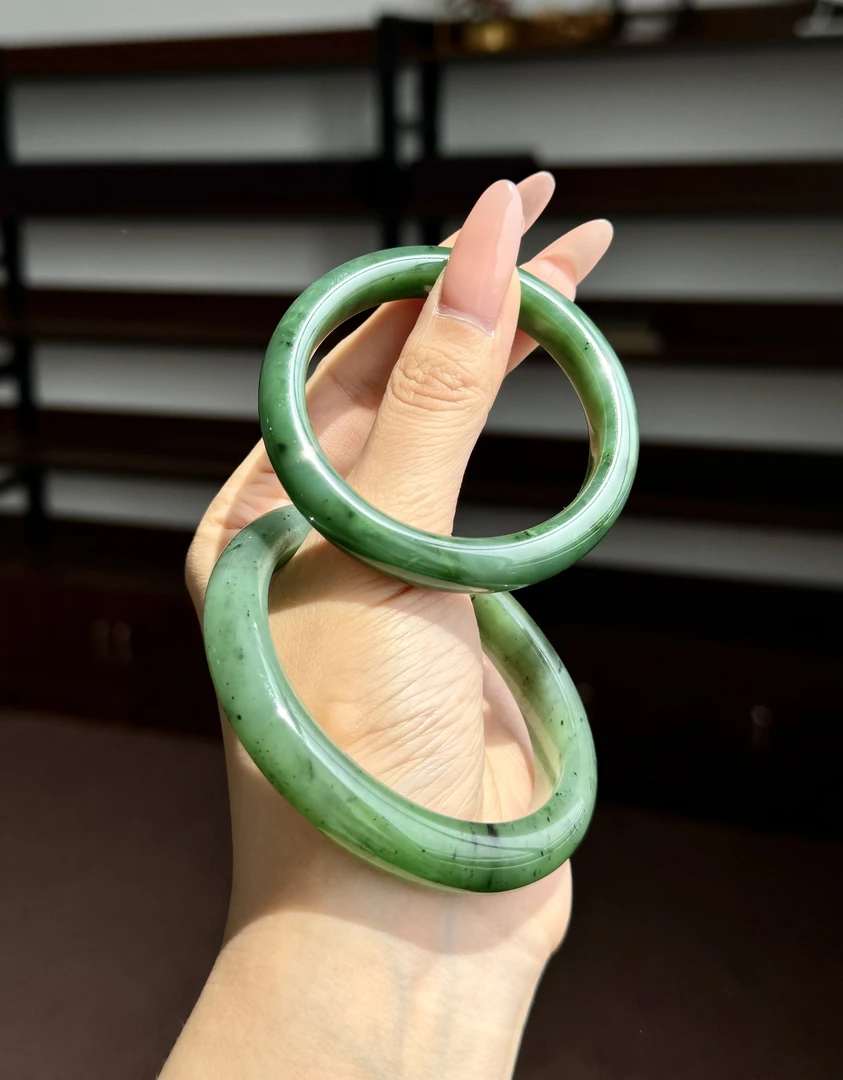 【小婉珠宝】竹影青翠·和田玉碧玉手镯微裂需包容（多样性发其一）