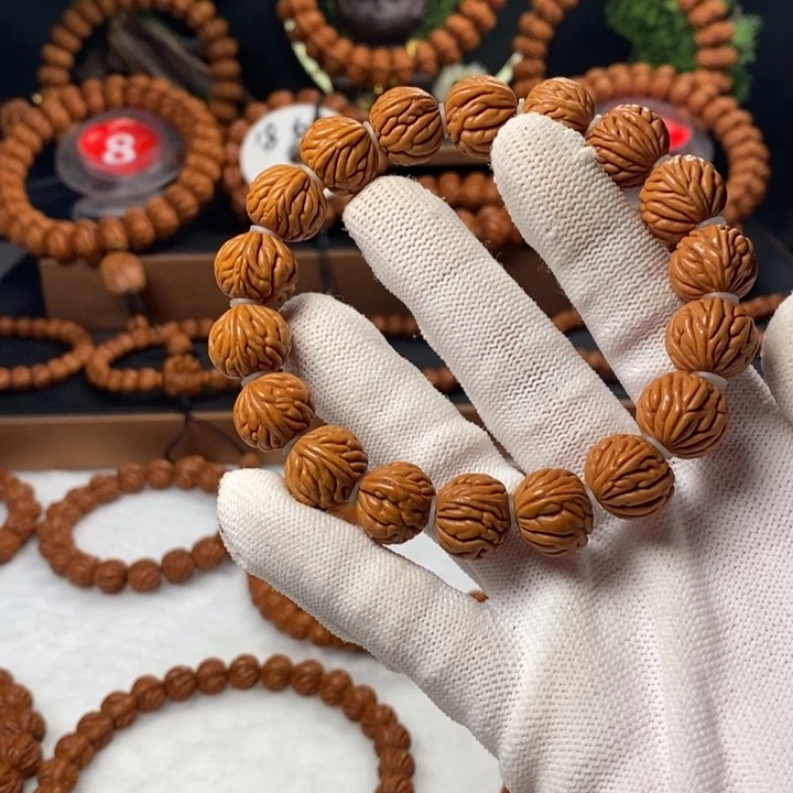 桃核吊坠李*秦岭龙纹