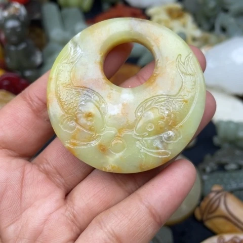 蛇纹石玉颈饰未镶嵌38